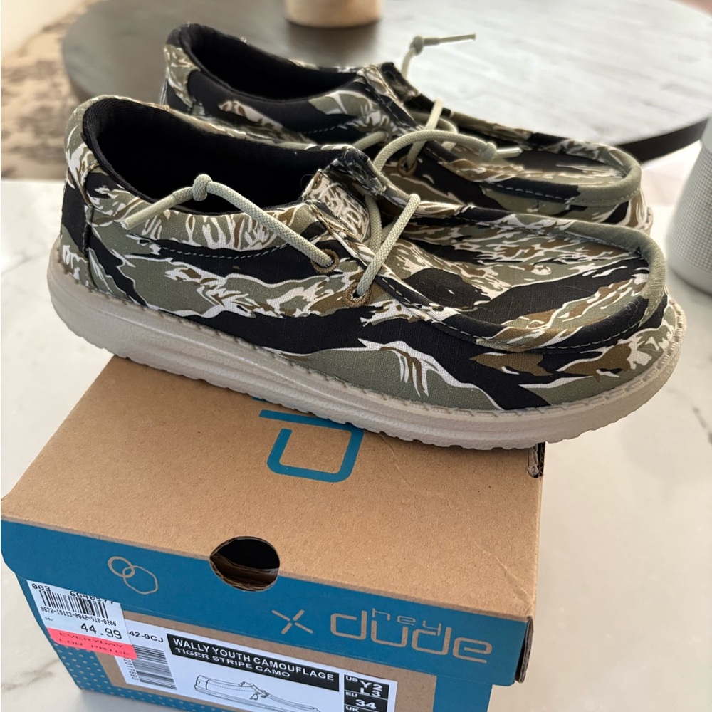 Hey Dude Kids' Green and Black Sneakers